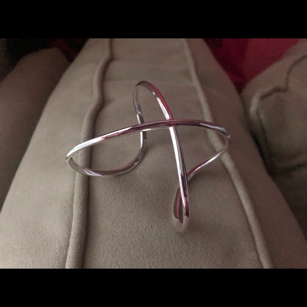 Silver X Cuff - Picture 6 of 8